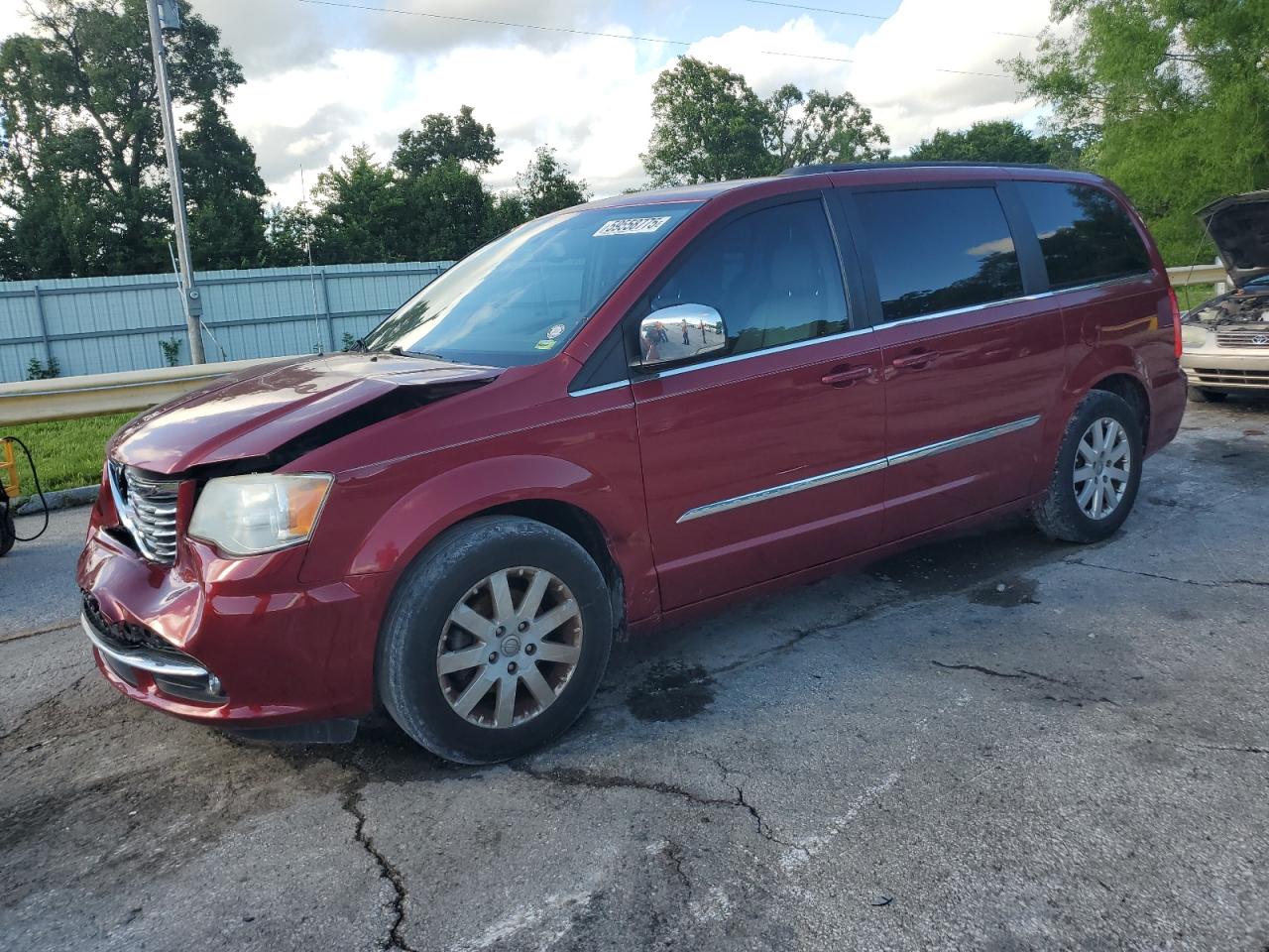 2011 Chrysler Town & Country Touring L en Venta en Rogersville, MO - Front End
