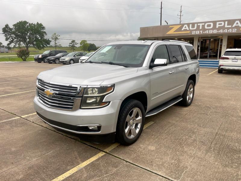 CHEVROLET TAHOE 2018 Srebrny