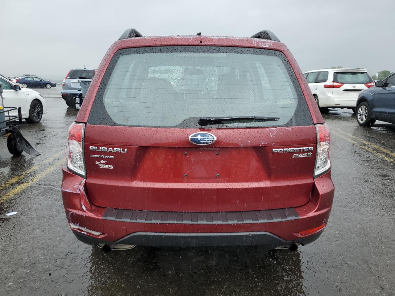 2011 Subaru Forester 2.5X VIN: JF2SHABC8BH770225 Lot: 62808545
