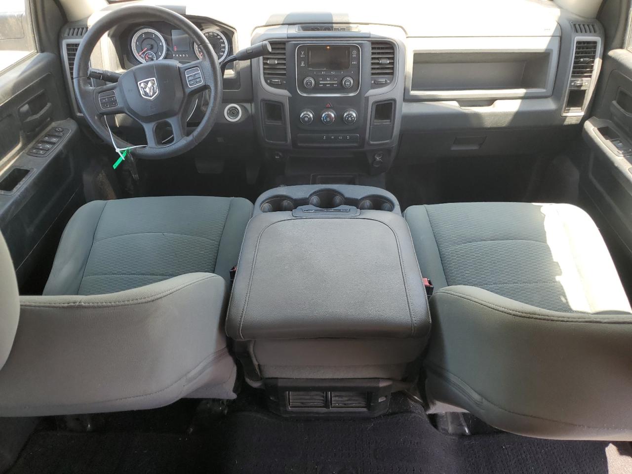 RAM All Models 2015 VIN 3C6UR5CL3FG665206 photo 8
