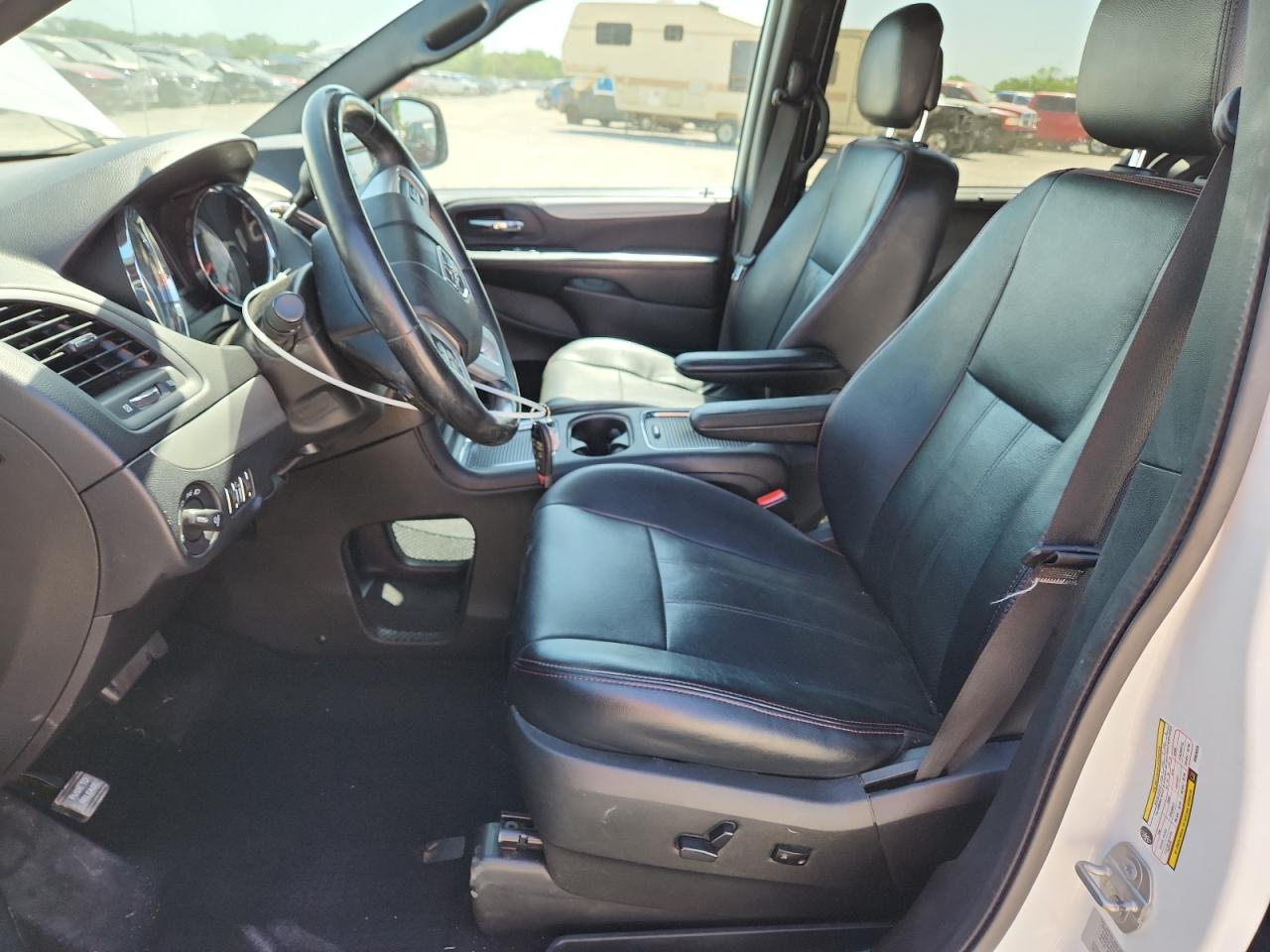 2017 Dodge Grand Caravan Gt VIN: 2C4RDGEGXHR828326 Lot: 61840025