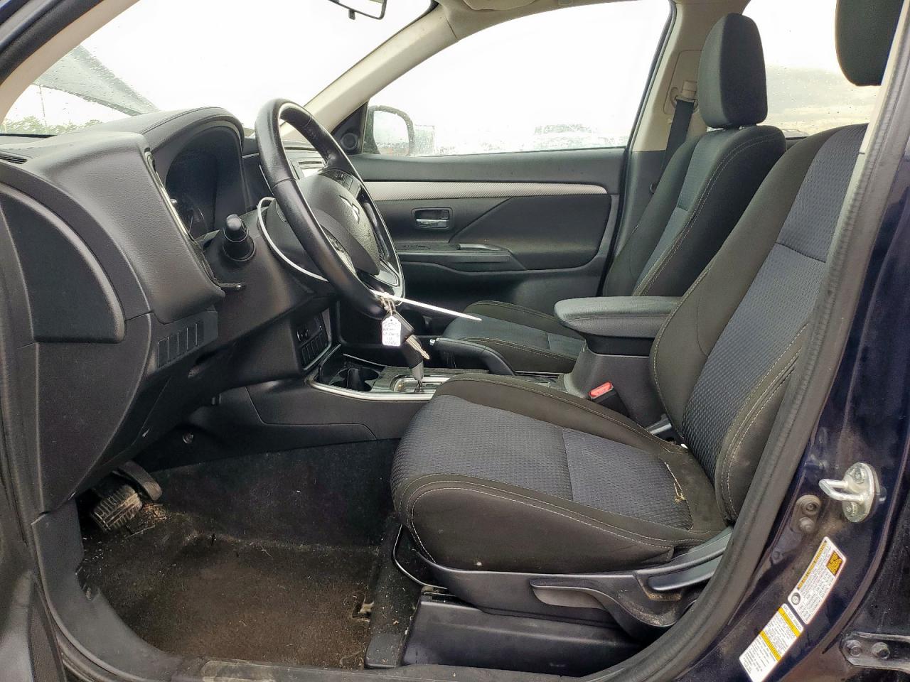 2017 Mitsubishi Outlander Es VIN: JA4AD2A3XHZ031884 Lot: 62232355