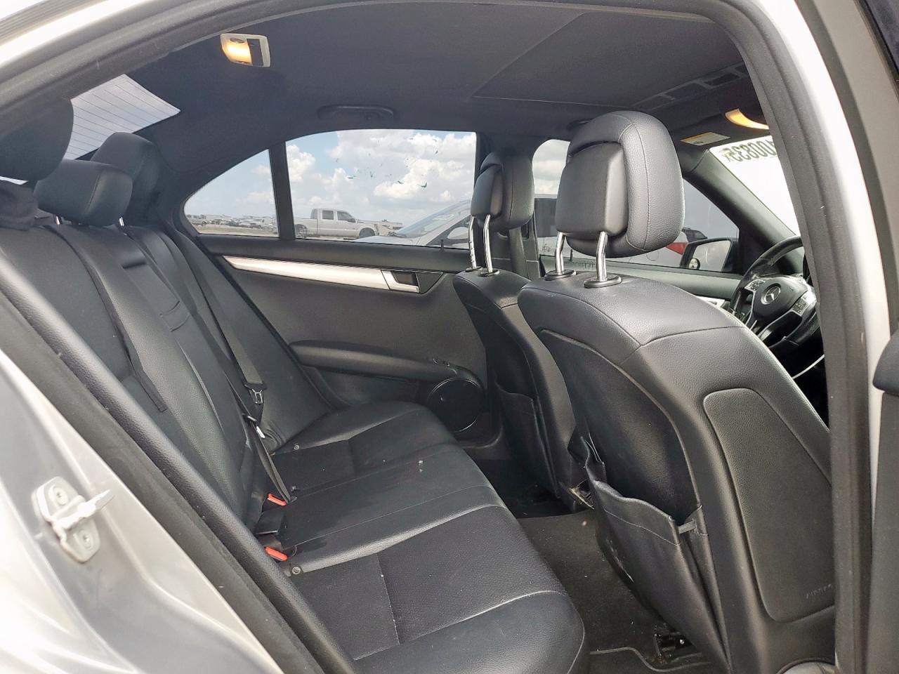 2012 Mercedes-Benz C 250 VIN: WDDGF4HB7CA630998 Lot: 62100835