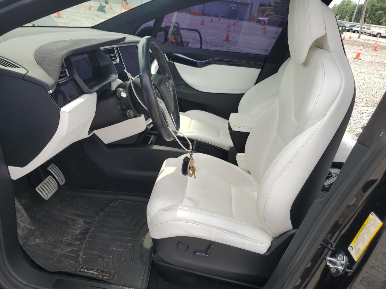 2017 Tesla Model X VIN: 5YJXCBE41HF052862 Lot: 61072485