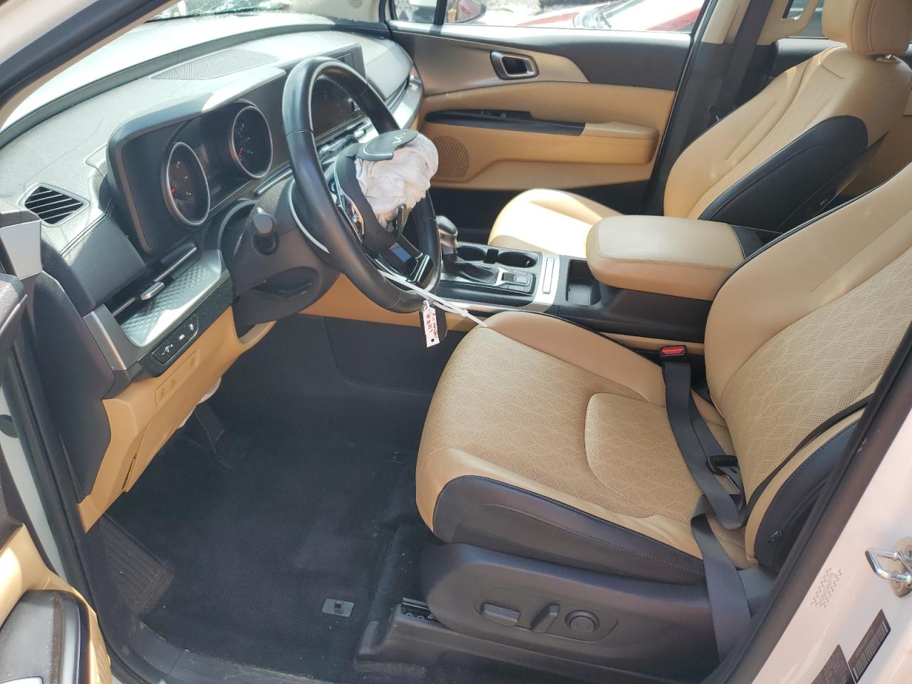 2022 Kia Carnival Lx VIN: KNDNB4H33N6097558 Lot: 60874045