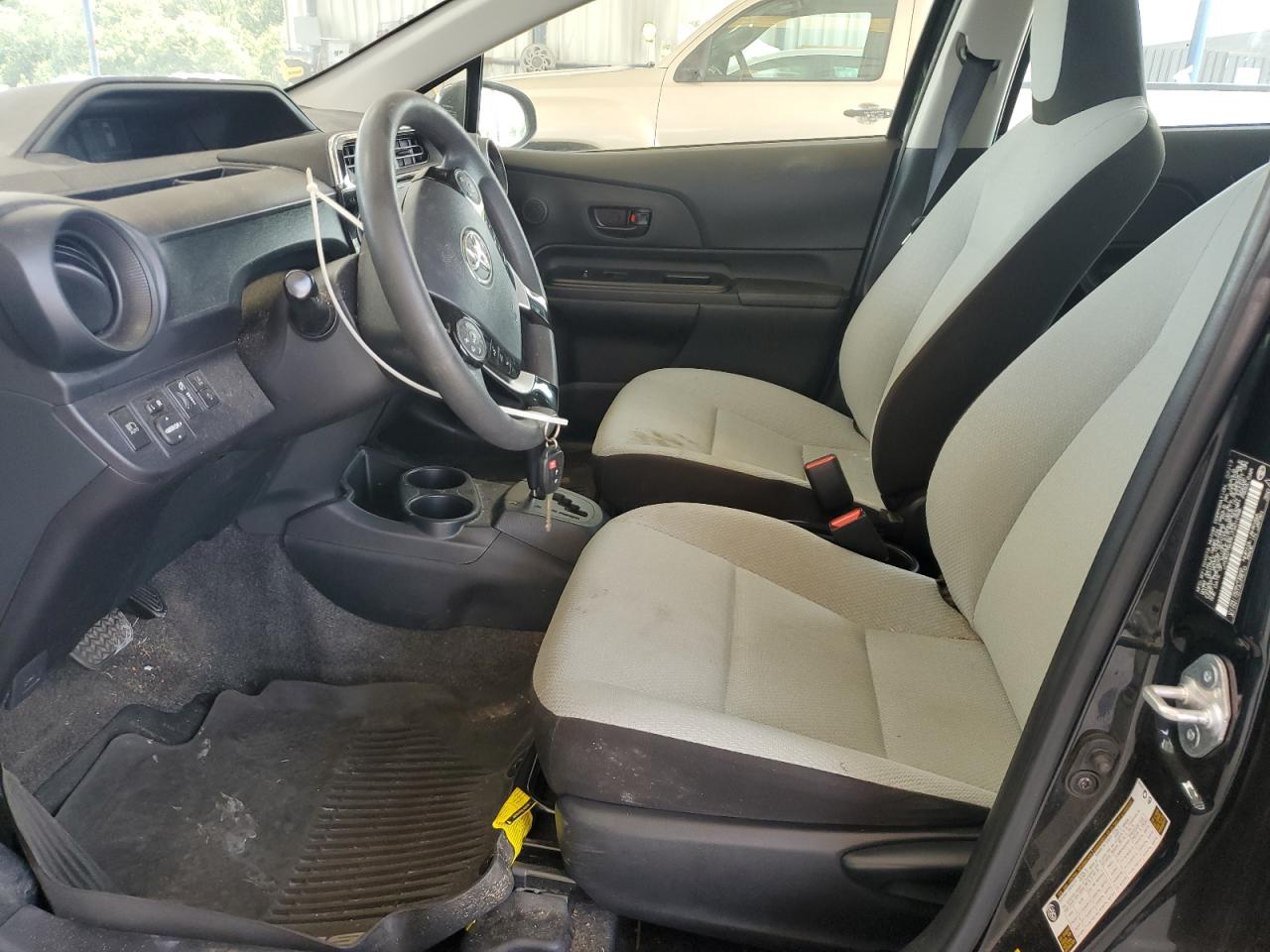 2018 Toyota Prius C VIN: JTDKDTB39J1601098 Lot: 61142055