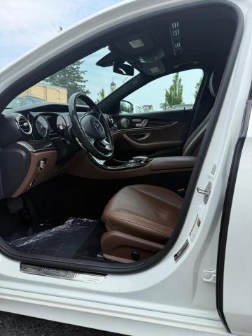 Sedans MERCEDES-BENZ E-CLASS 2017 White