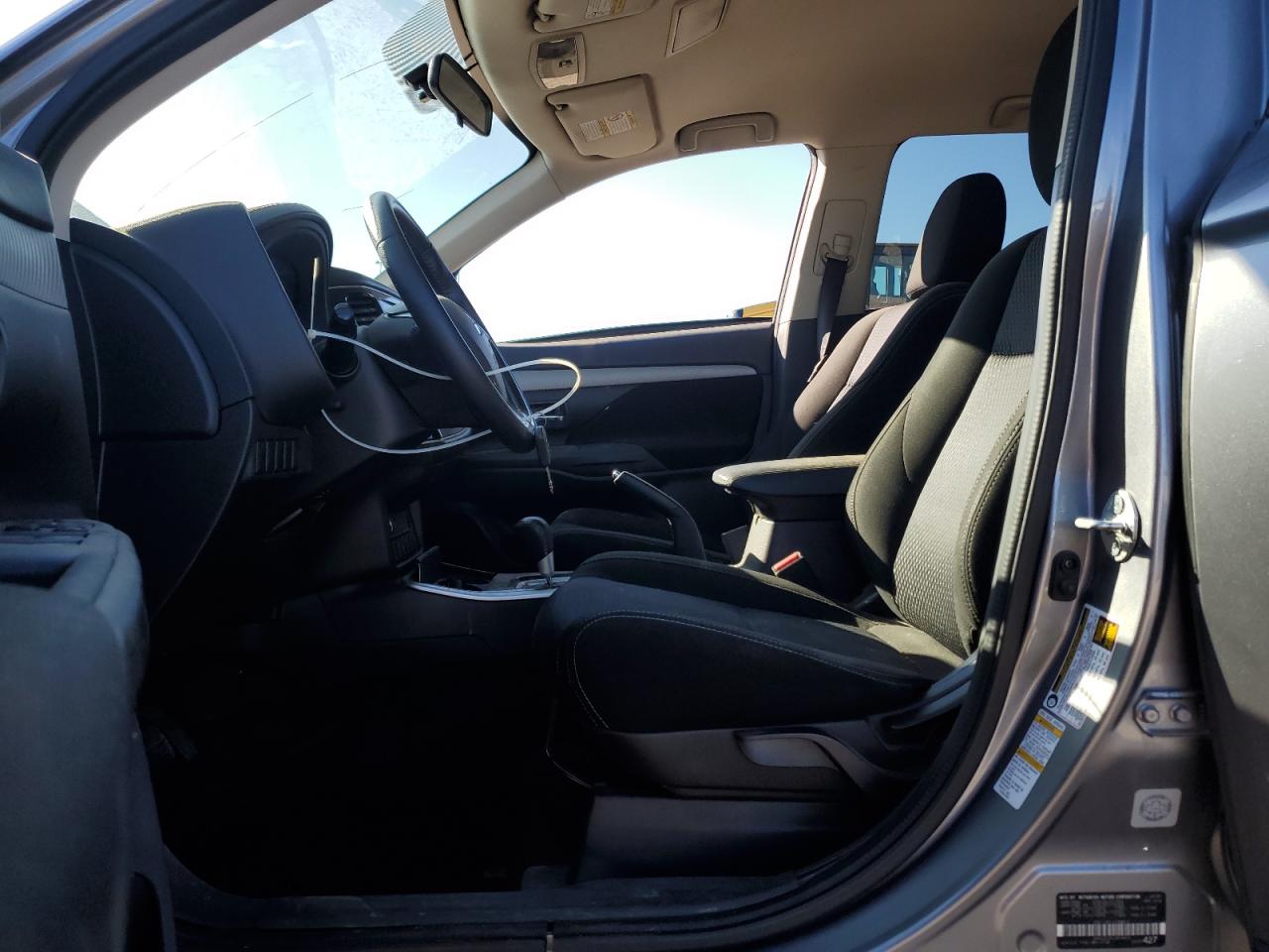 2018 Mitsubishi Outlander Es VIN: JA4AZ2A35JZ616413 Lot: 61454925