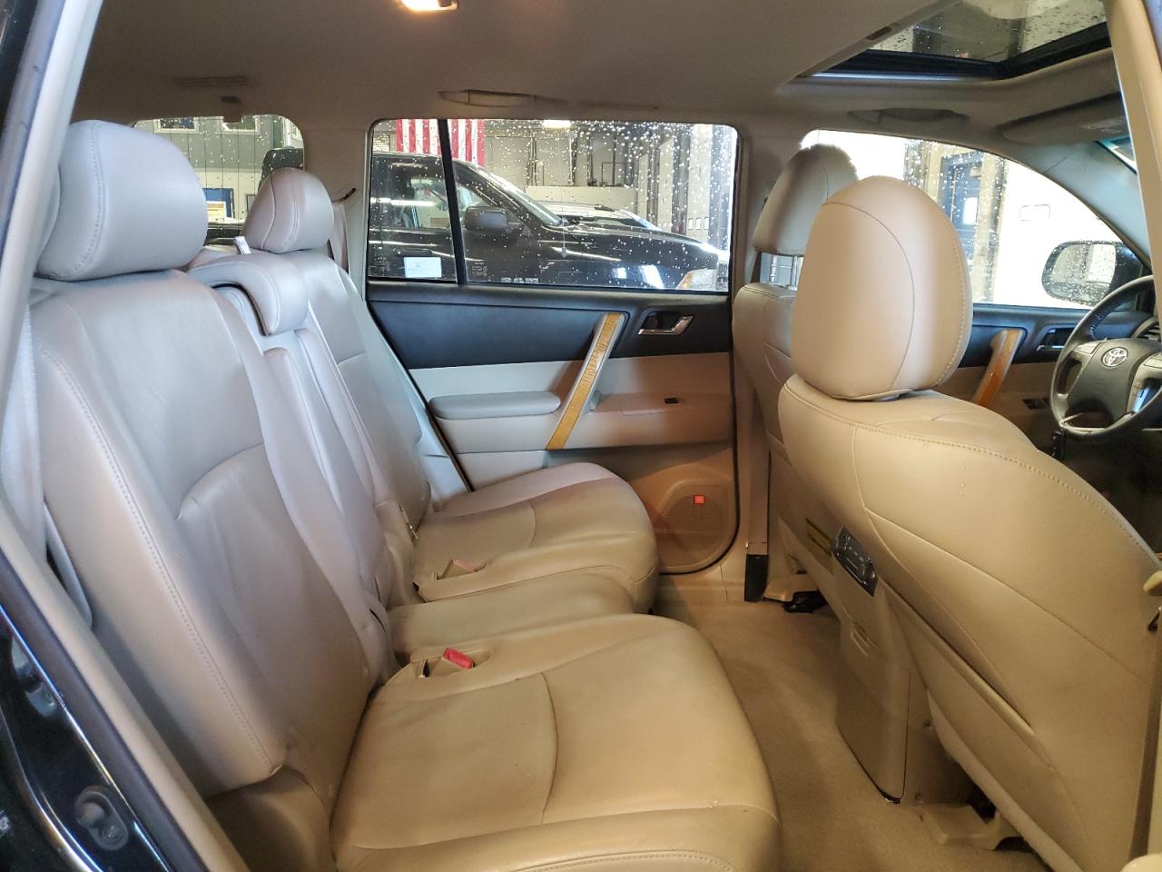 2010 Toyota Highlander Hybrid Limited VIN: JTEJW3EH4A2042126 Lot: 61350285