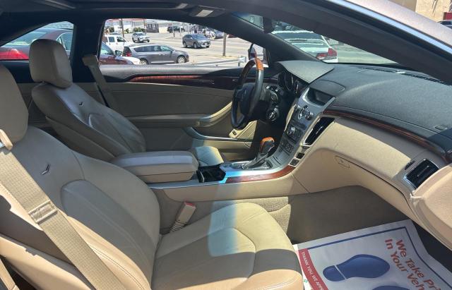 Coupet CADILLAC CTS 2012 Złoty