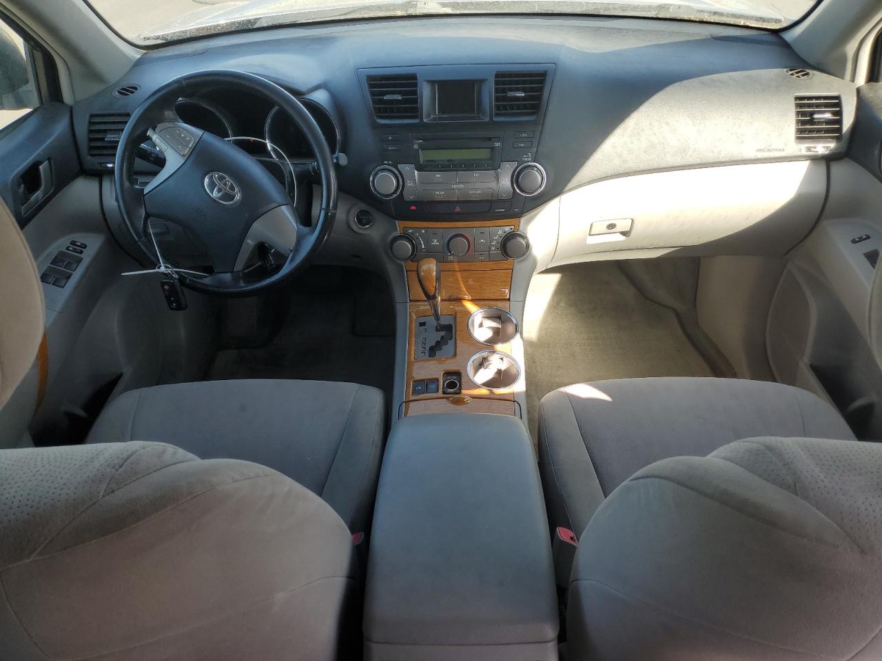 2010 Toyota Highlander Hybrid VIN: JTEBW3EH8A2047317 Lot: 62856825