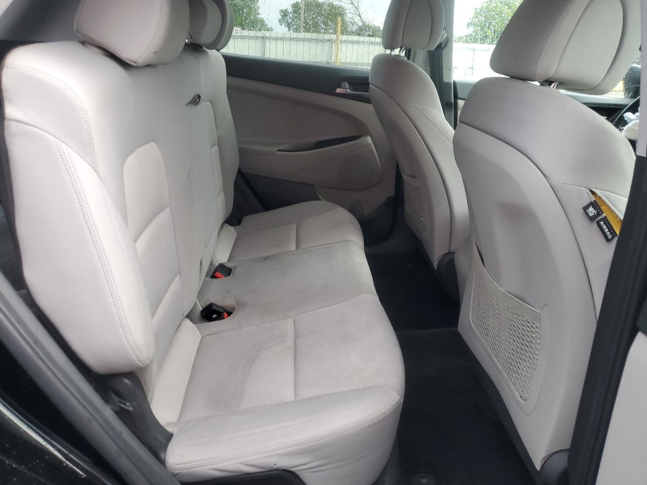 2017 Hyundai Tucson Se VIN: KM8J23A42HU382372 Lot: 62763745