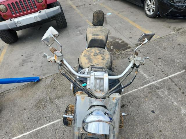 2002 SUZUKI VL1500   