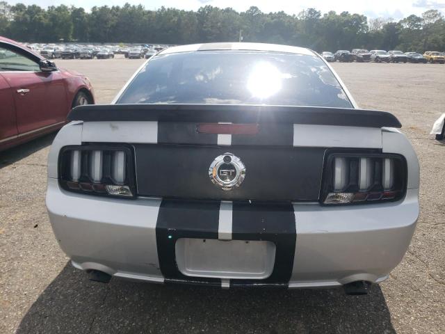 2005 FORD MUSTANG GT  