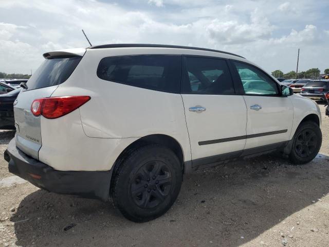 Parquets CHEVROLET TRAVERSE 2012 Biały