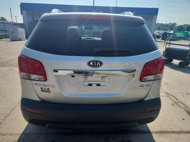  KIA SORENTO 2013 Srebrny