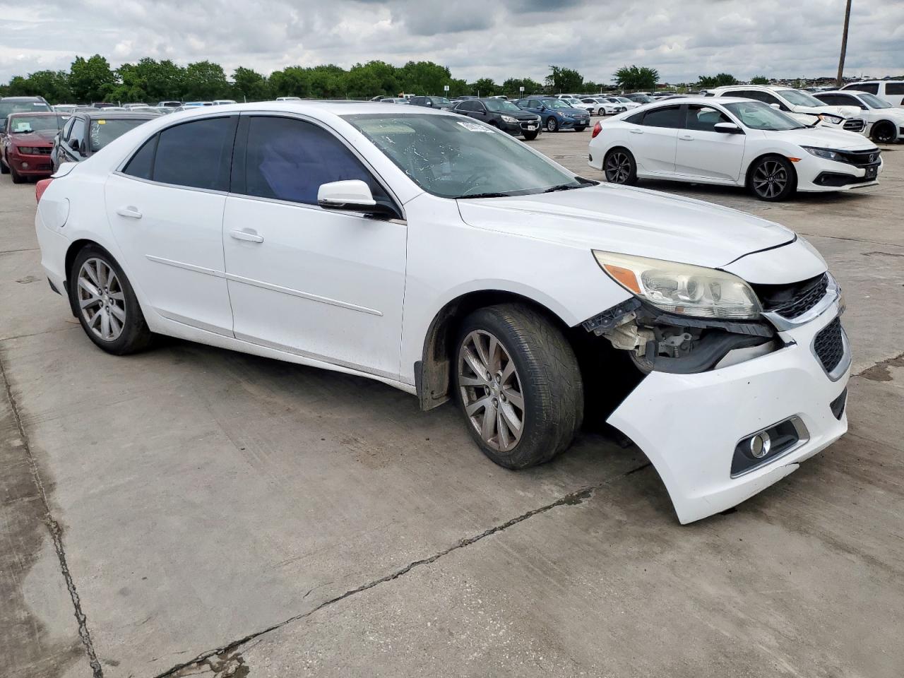 CHEVROLET MALIBU 2015 VIN 1G11E5SX2FF189391 zdjęcie 4