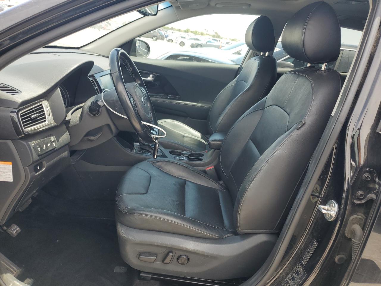 2019 Kia Niro Touring VIN: KNDCE3LC8K5346728 Lot: 62099575