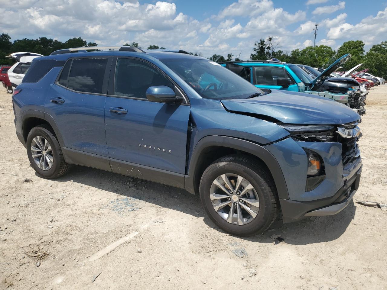 CHEVROLET EQUINOX 2025 VIN 3GNAXPEG7SL273982 photo 4