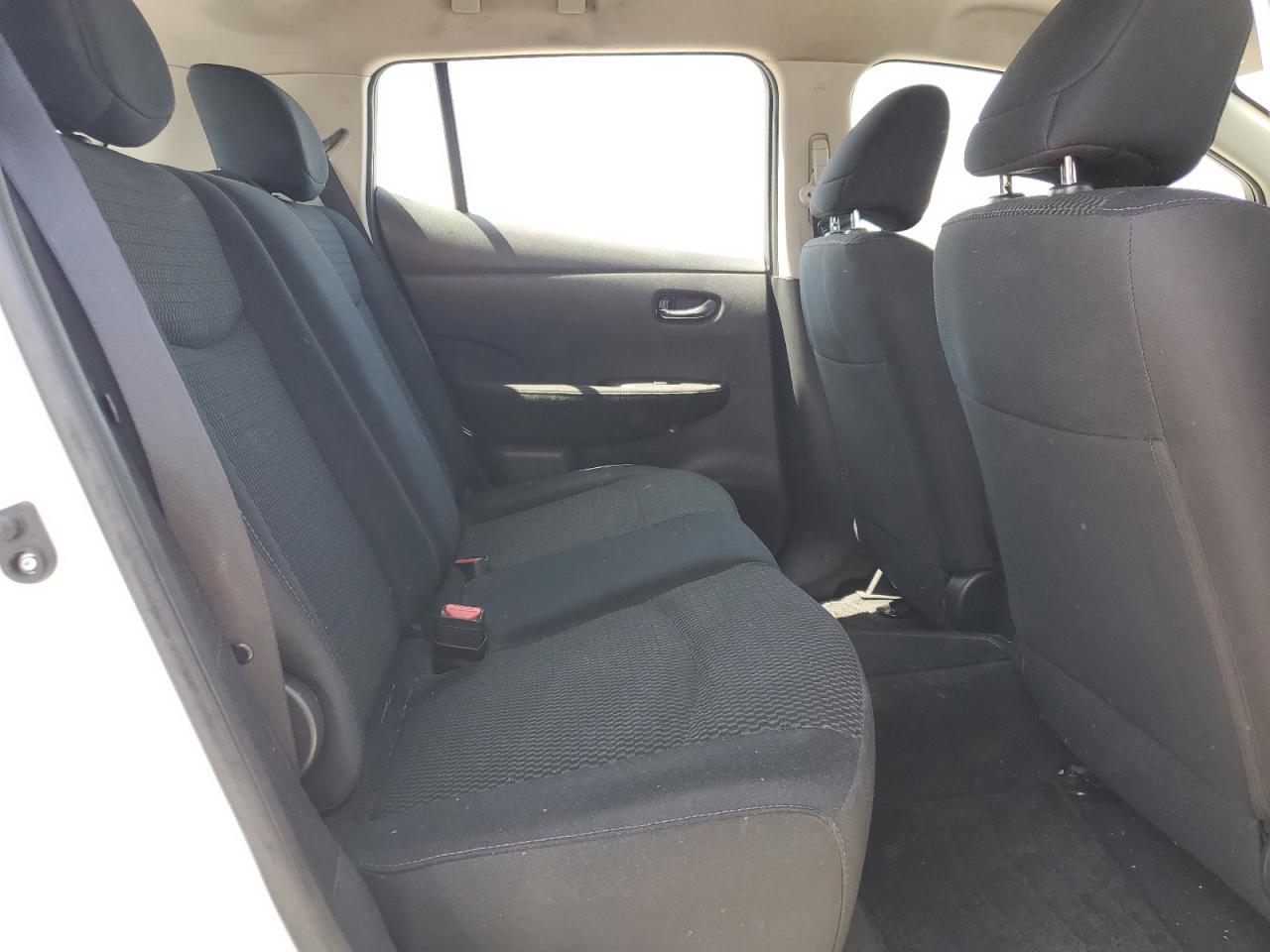 2015 Nissan Leaf S VIN: 1N4AZ0CP7FC328421 Lot: 61875965