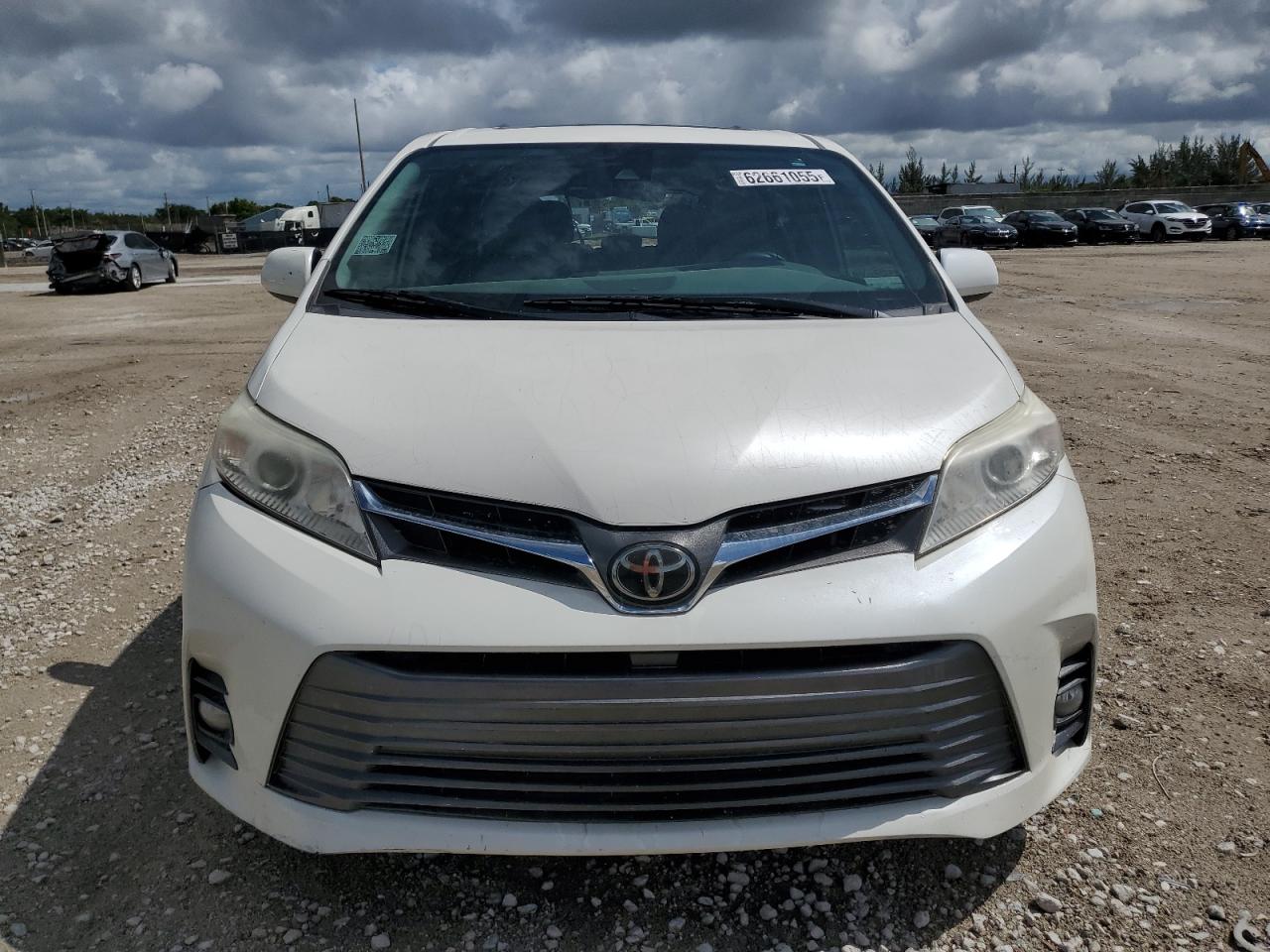 2019 Toyota Sienna Xle VIN: 5TDYZ3DC8KS995612 Lot: 62661055
