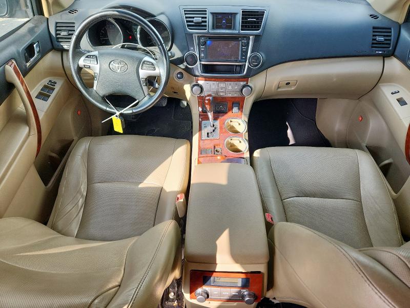 Parquets TOYOTA HIGHLANDER 2013 Czarny