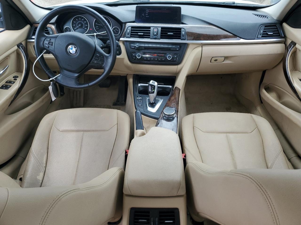 2015 BMW 320 I xDrive VIN: WBA3C3C51FP663930 Lot: 62561025