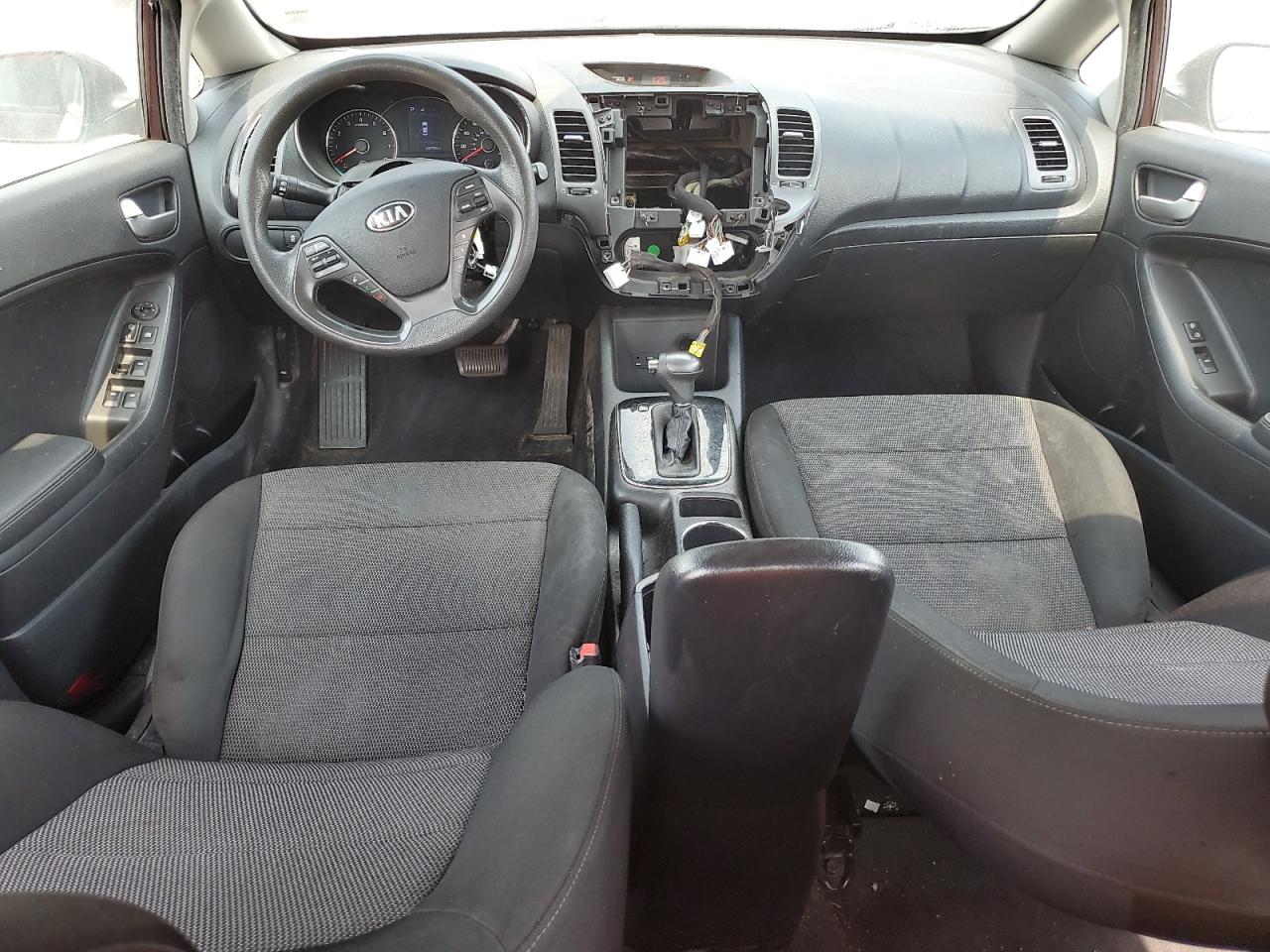 2018 Kia Forte Lx VIN: 3KPFK4A7XJE266450 Lot: 61766855