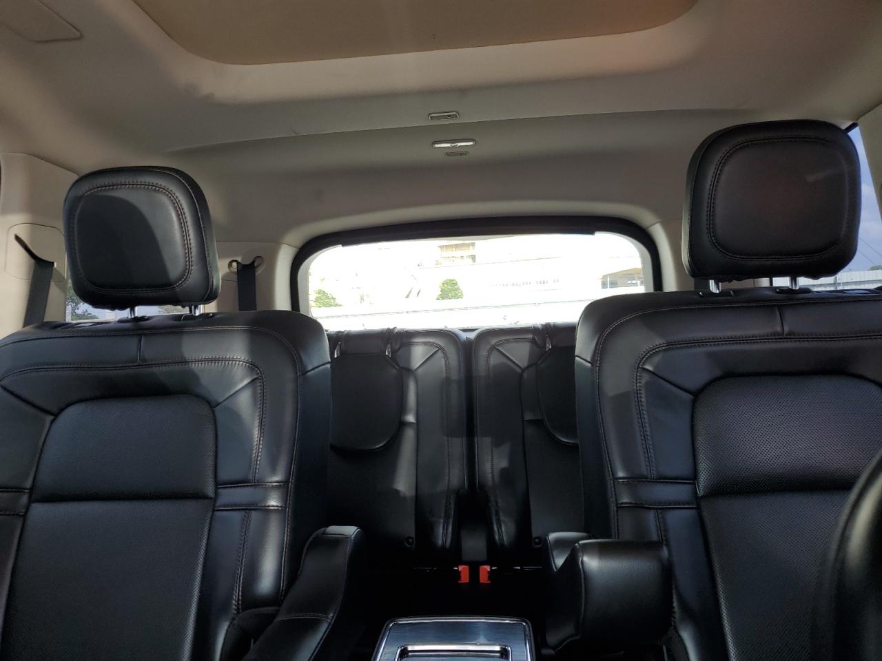 2020 Lincoln Aviator Reserve VIN: 5LM5J7XC5LGL27106 Lot: 59310855