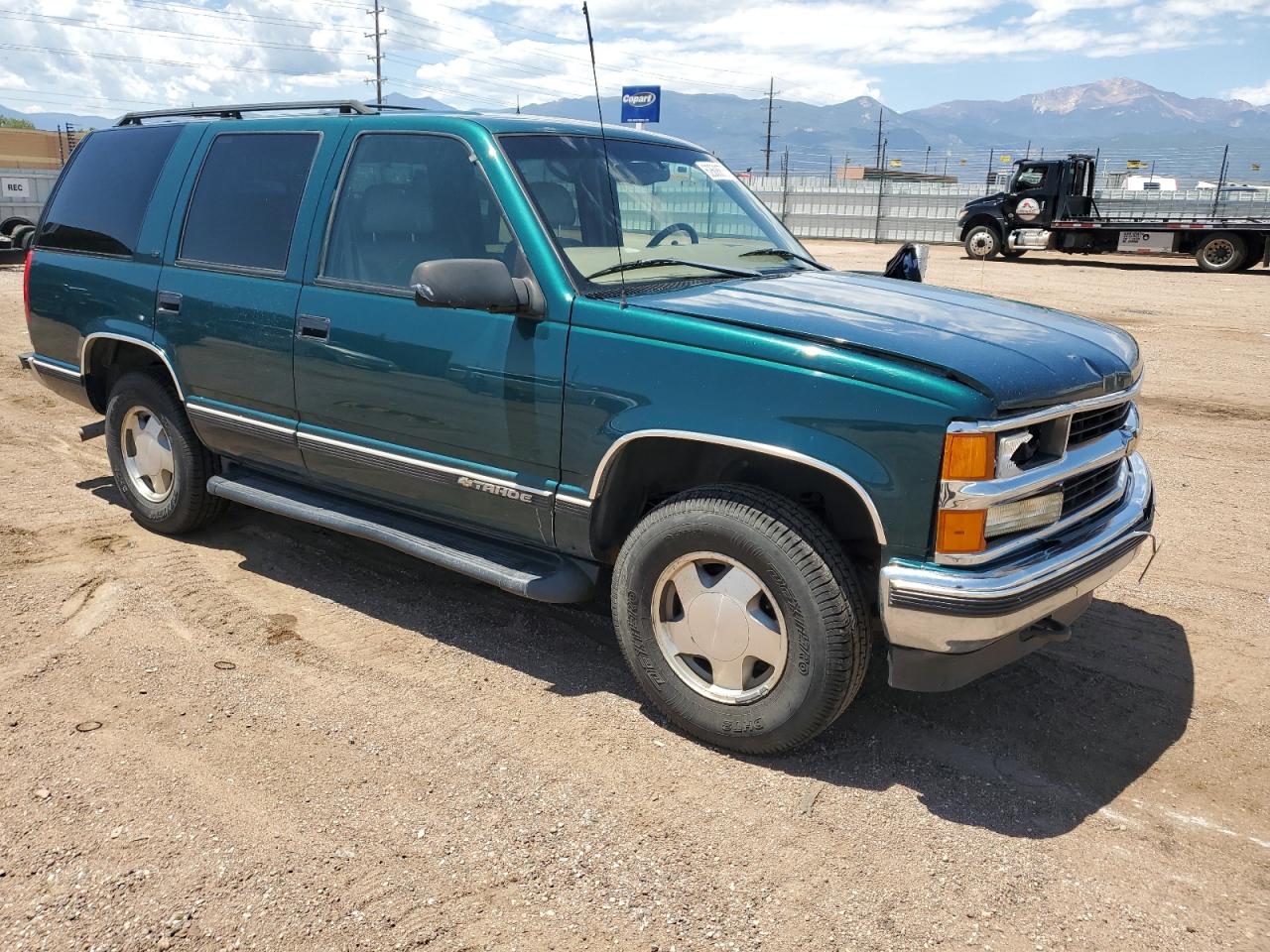 CHEVROLET TAHOE 1998 VIN 1GNEK13R2WR108986 фото 4