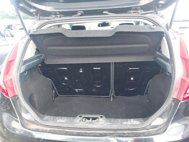 2011 FORD FIESTA TIT