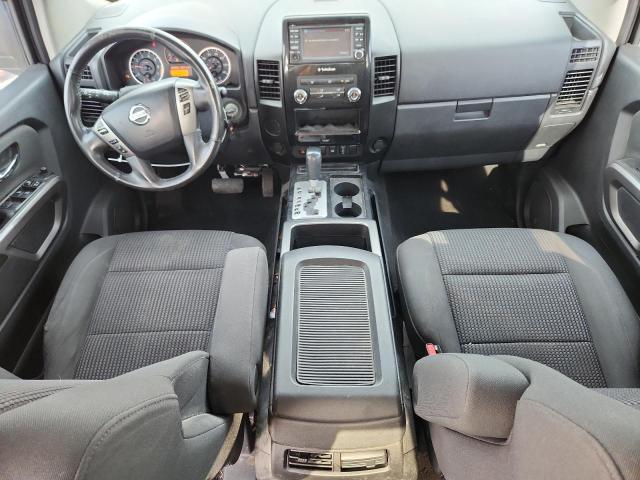  NISSAN TITAN 2015 Szary