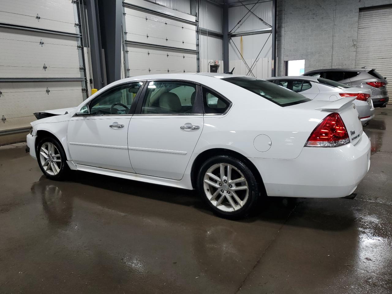 CHEVROLET IMPALA 2012 VIN 2G1WC5E36C1332186 zdjęcie 2