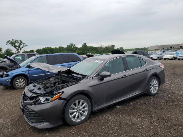  TOYOTA CAMRY 2018 Серый