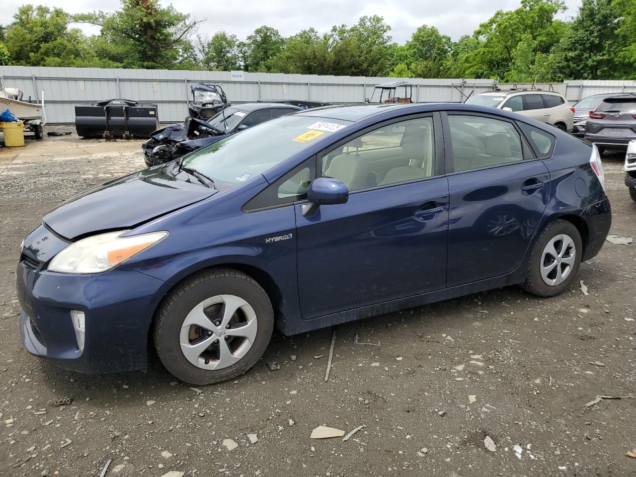 2013 Toyota Prius  for Sale in Windsor, NJ - Rear End