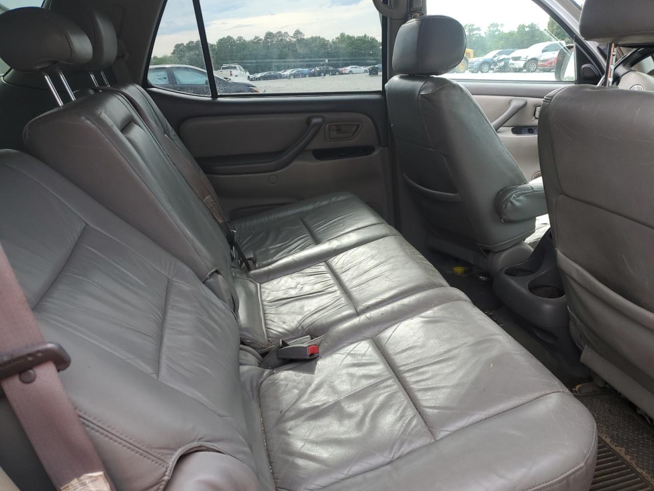 2004 Toyota Sequoia Sr5 VIN: 5TDZT34AX4S213463 Lot: 61799705