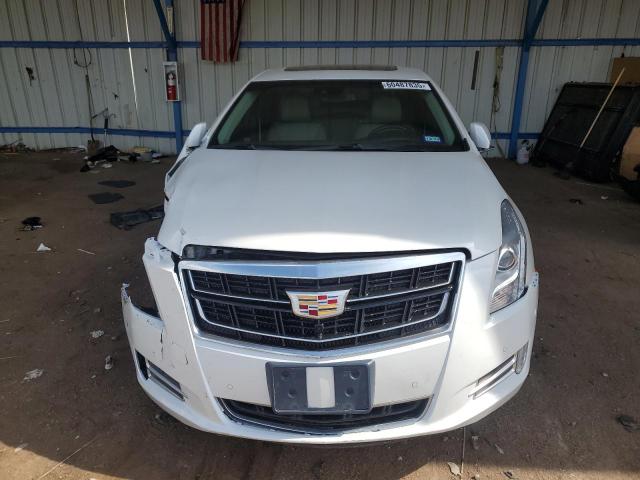  CADILLAC XTS 2016 Белы