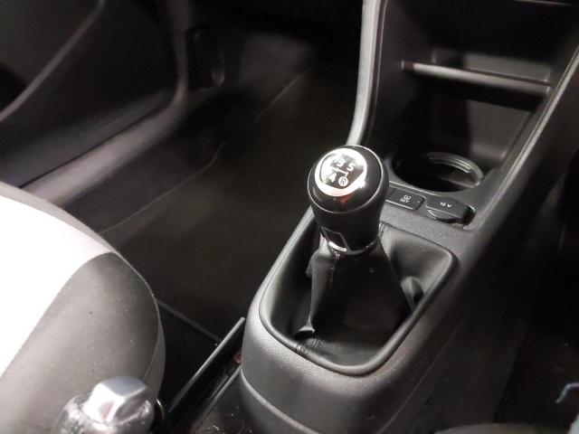 2014 VOLKSWAGEN MOVE UP