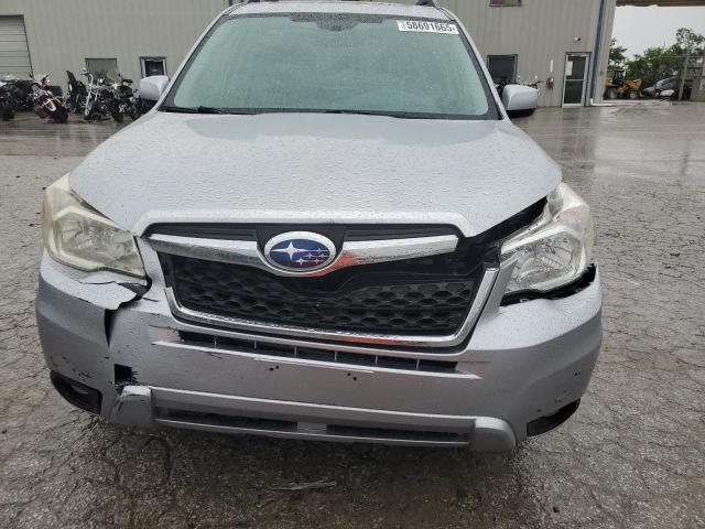  SUBARU FORESTER 2015 Серебристый