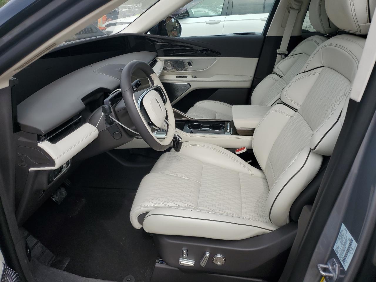 2025 Lincoln Nautilus Black Label VIN: 5LMPJ9J41SJ900316 Lot: 62826745