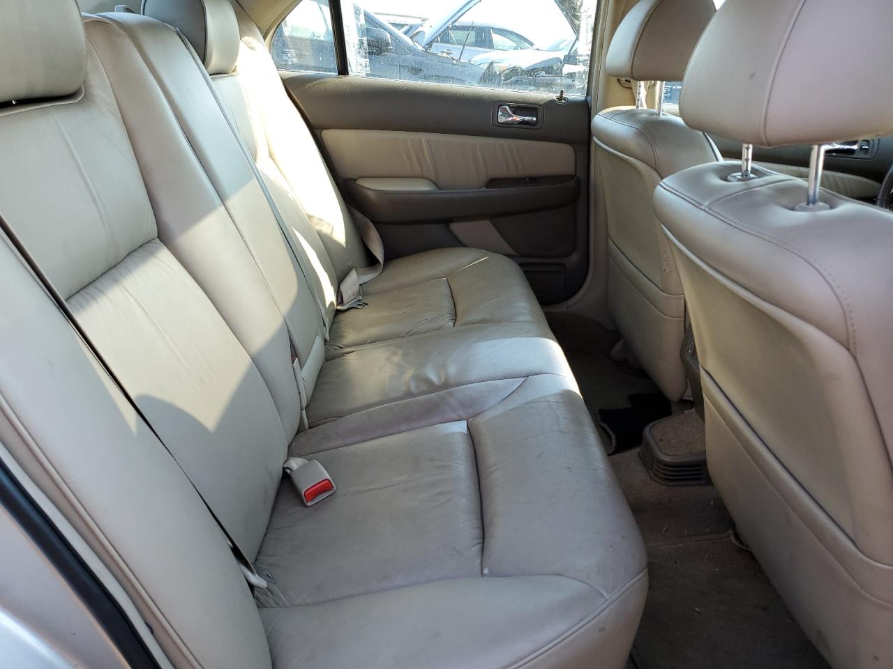 1998 Acura 3.5Rl VIN: JH4KA9657WC004758 Lot: 62400555