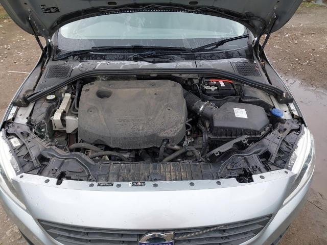 2015 VOLVO V60 BUSINE