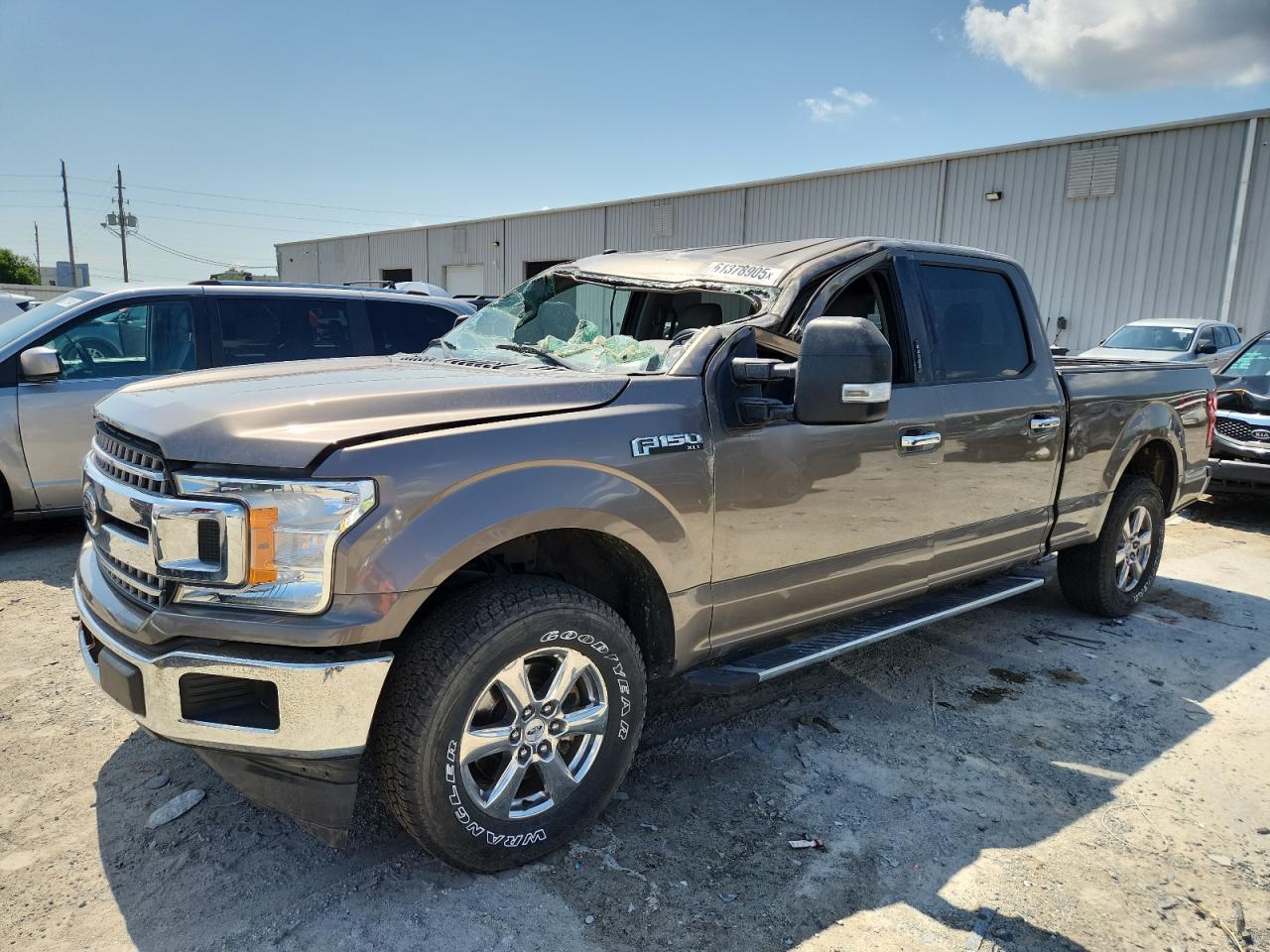 2018 Ford F150 Supercrew for Sale in Jacksonville, FL - Top/Roof