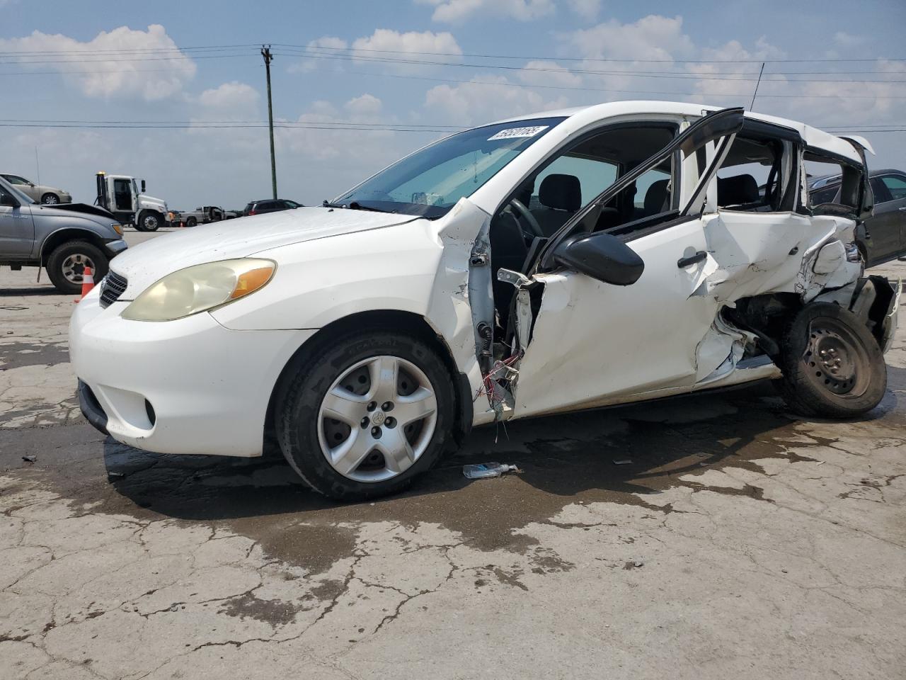 2005 Toyota Corolla Matrix Xr na sprzedaż w Lebanon, TN - Side
