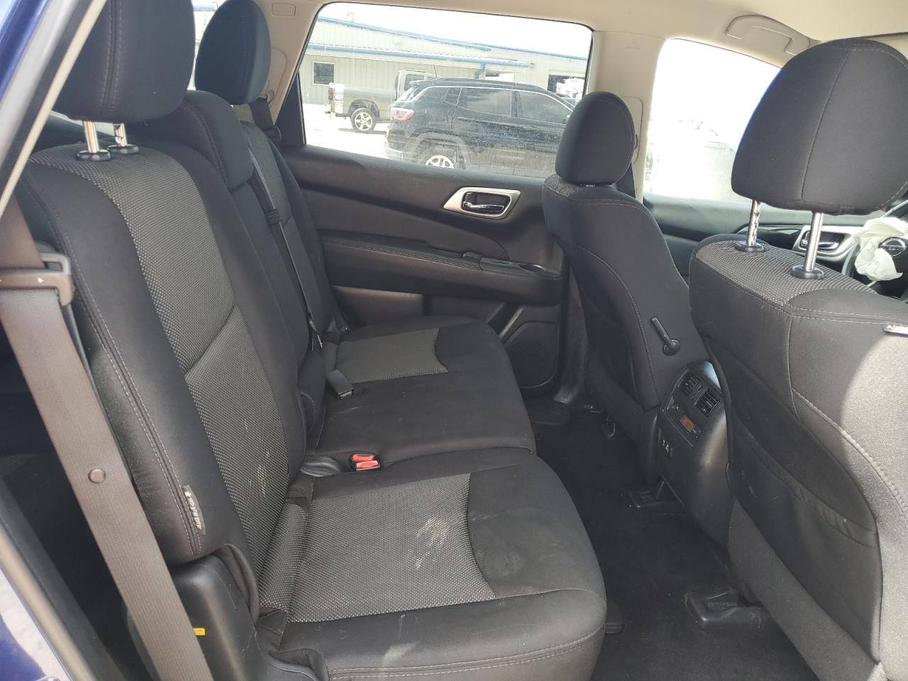 2019 Nissan Pathfinder S VIN: 5N1DR2MN5KC583641 Lot: 62843435