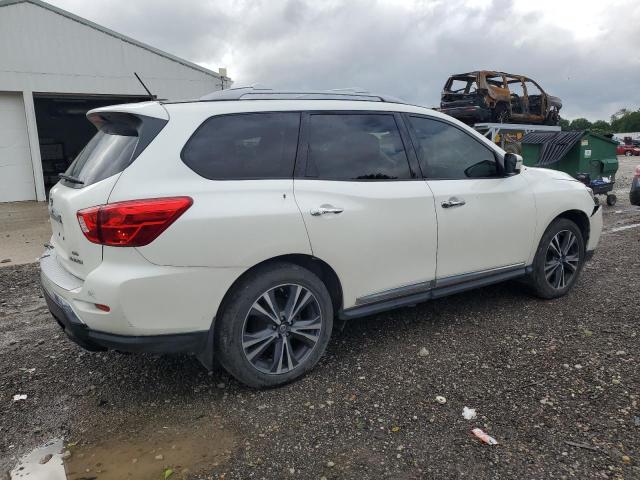  NISSAN PATHFINDER 2018 Белы