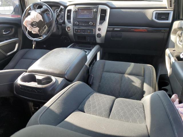 NISSAN TITAN 2017 Белы