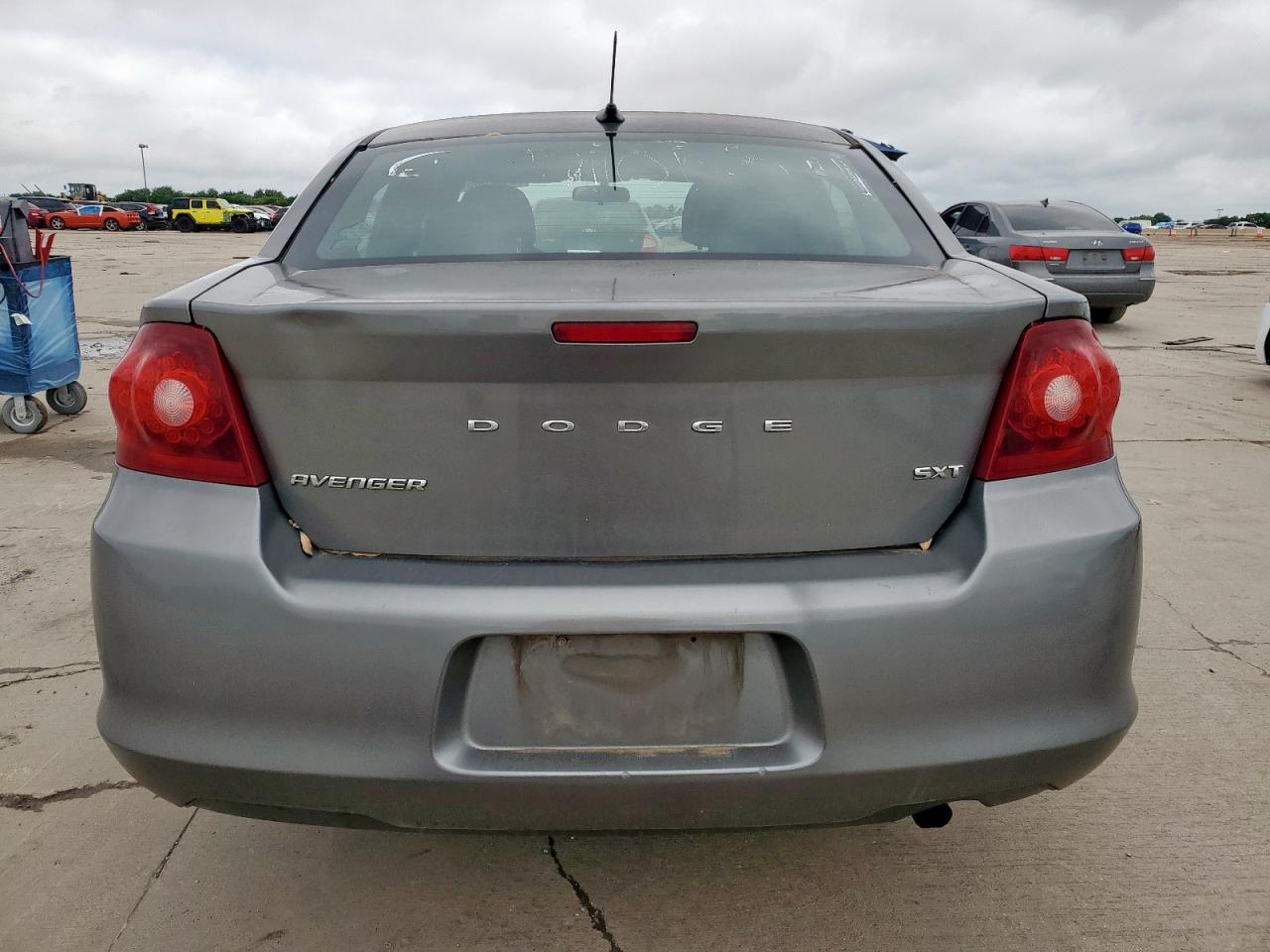 2013 Dodge Avenger Sxt VIN: 1C3CDZCB3DN590338 Lot: 62172805
