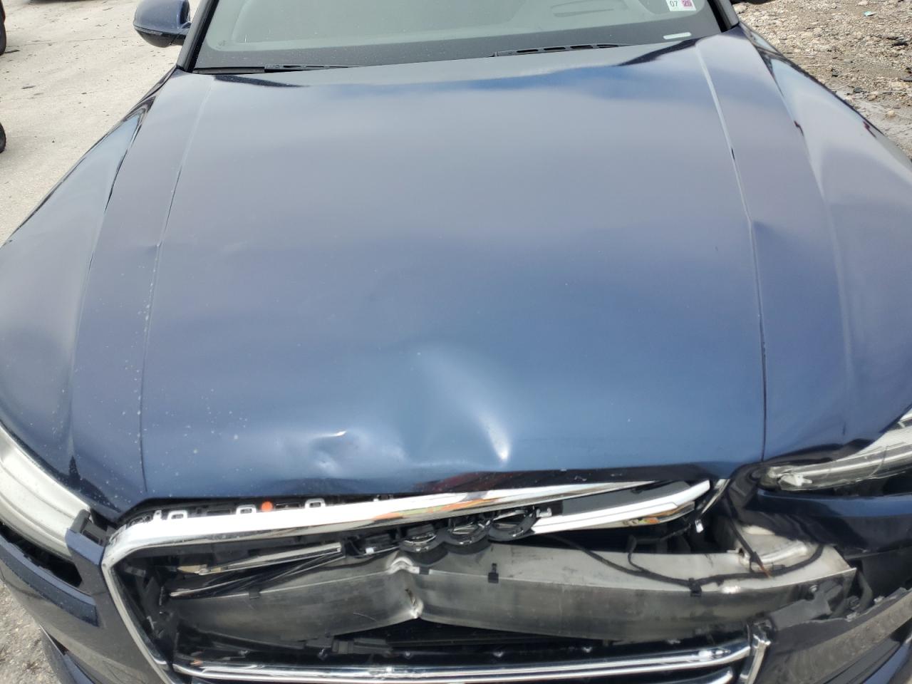 2018 Audi A8 L Quattro VIN: WAU44AFD5JN000549 Lot: 61364755
