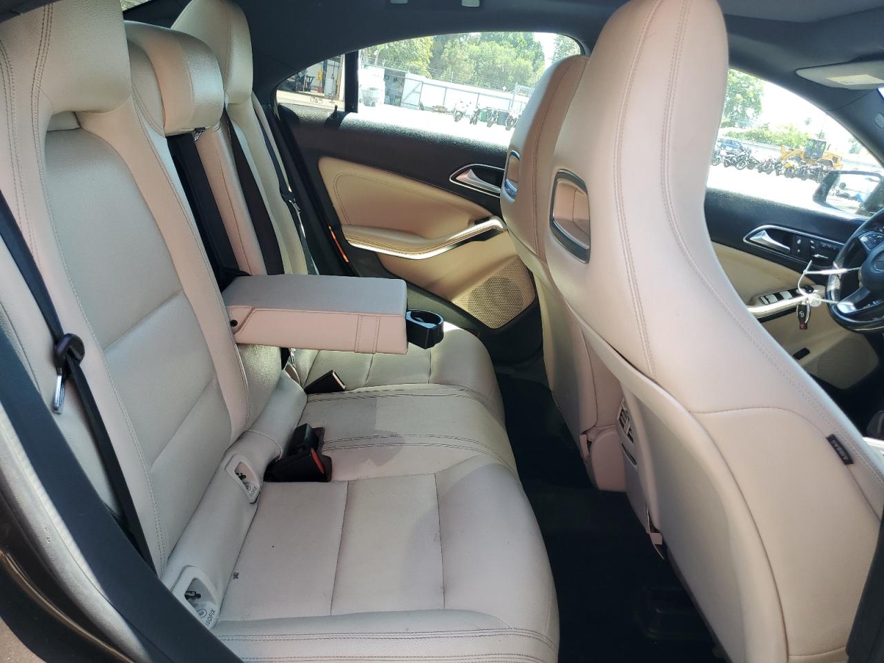 2015 Mercedes-Benz Cla 250 VIN: WDDSJ4EB1FN218456 Lot: 61856585